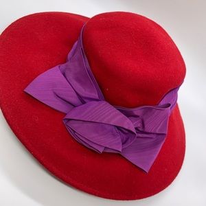 Vintage Ladies Red Wool Hat